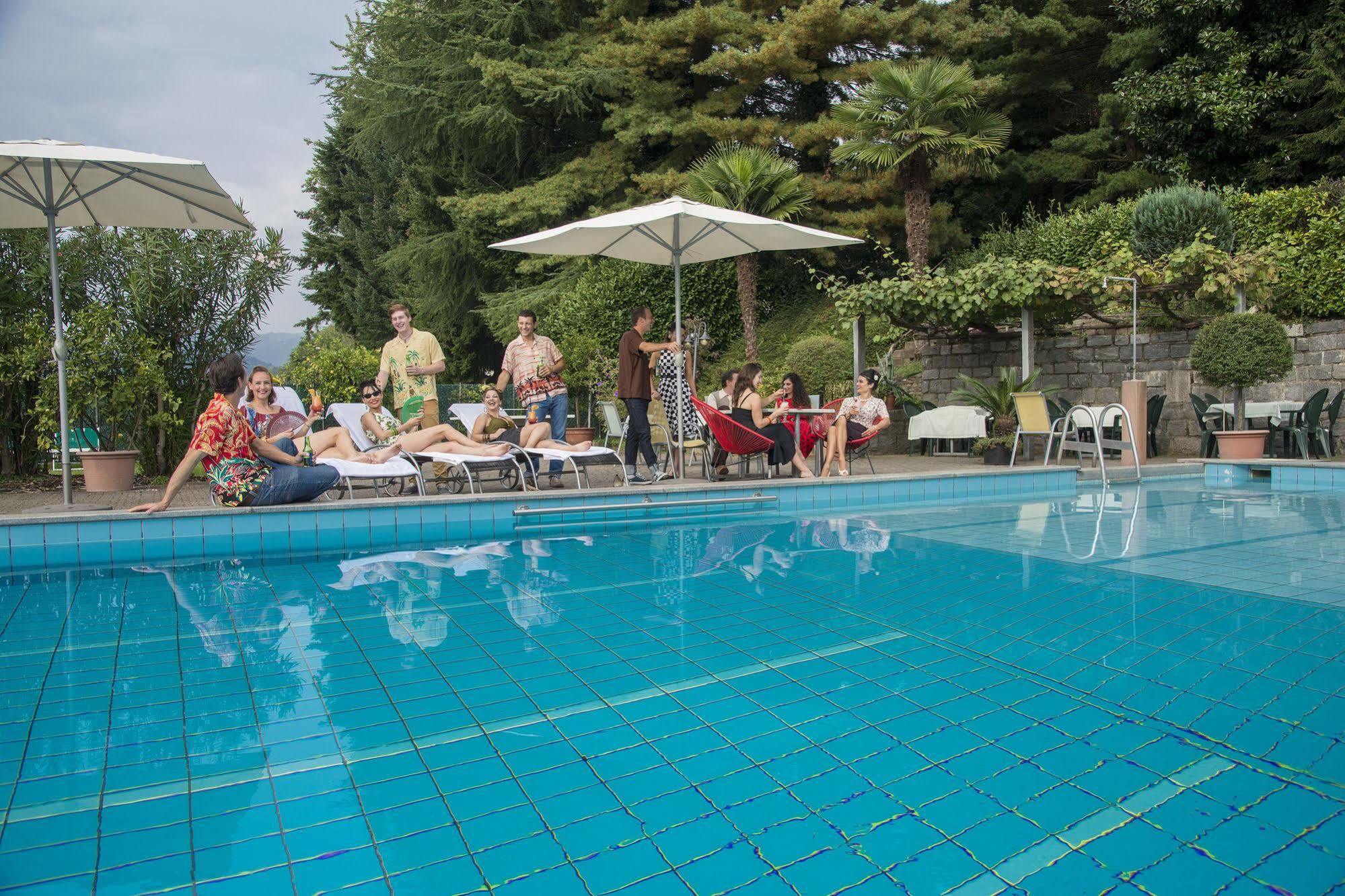 Hotel Vezia 3*